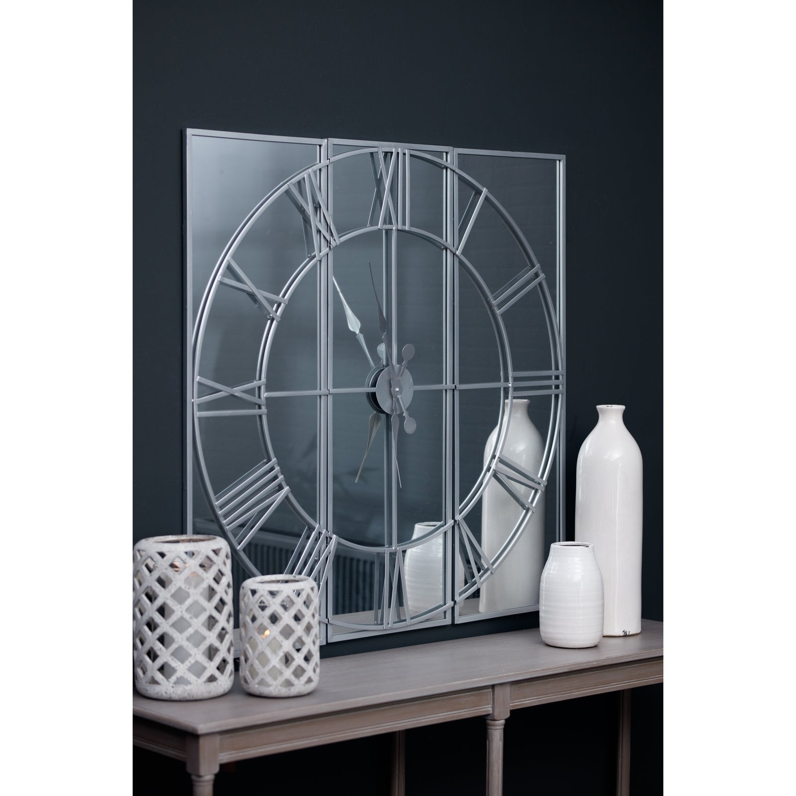 HILL INTERIORS Celina Mirrored Wall Clock in Silver Chrome Finish, ⌀ 112cm - Regina Luxury Interiors