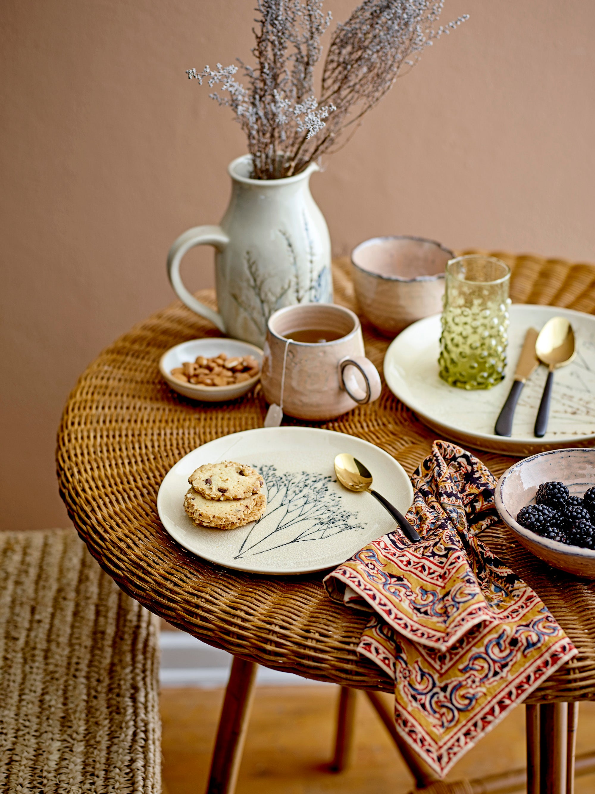 BLOOMINGVILLE Bea Round Handcrafted Plate, 100% Stoneware, Set of 12 - Regina Luxury Interiors