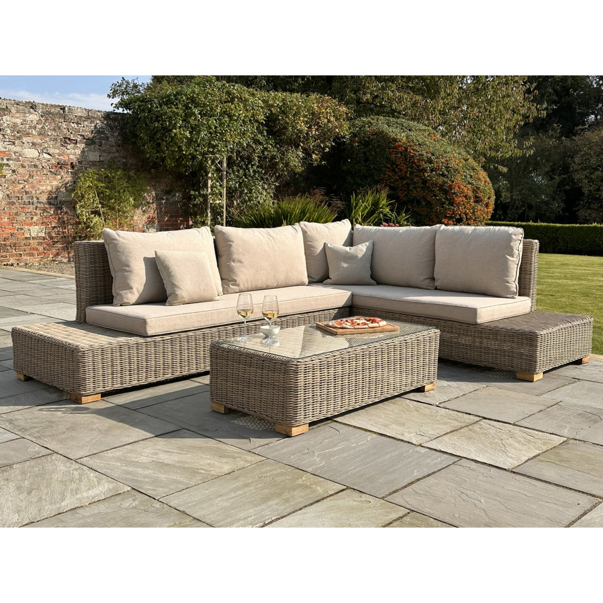 HILL INTERIORS Capri Outdoor Large Corner And Coffee Table Set in Rattan and Acacia, Rustproof and Weatherproof, UV Resistant, Beige 1
