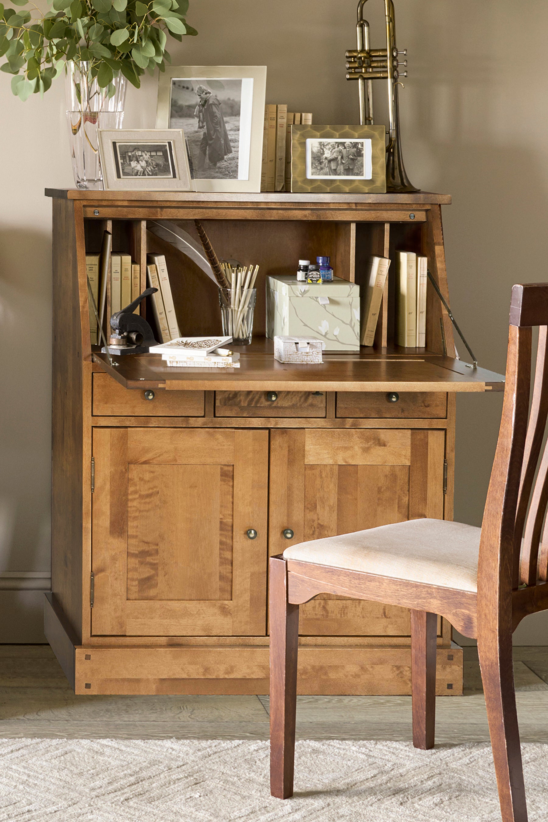 LAURA ASHLEY Garrat 2-Door 3-Drawer Honey Bureau in Solid Birch