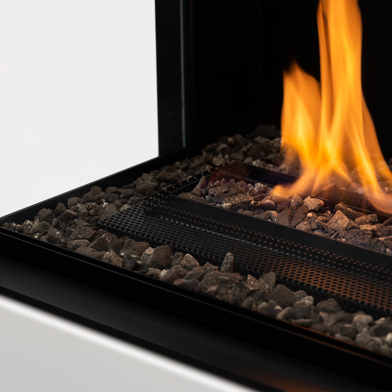 PLANIKA Arcticon | Automatic Bioethanol Net Zero Indoor Fireplace | BEV® Technology | Remote Controlled |White