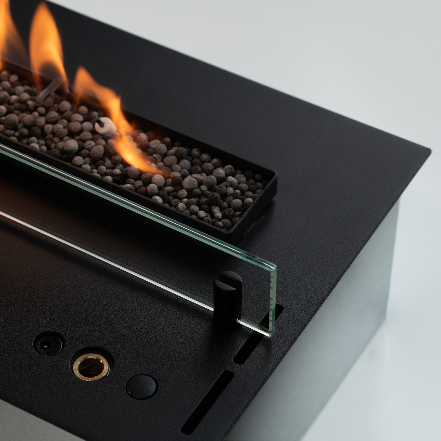 PLANIKA Senso | Automatic Bioethanol Net Zero Indoor Burner | BEV® Technology | Remote Controlled |Black