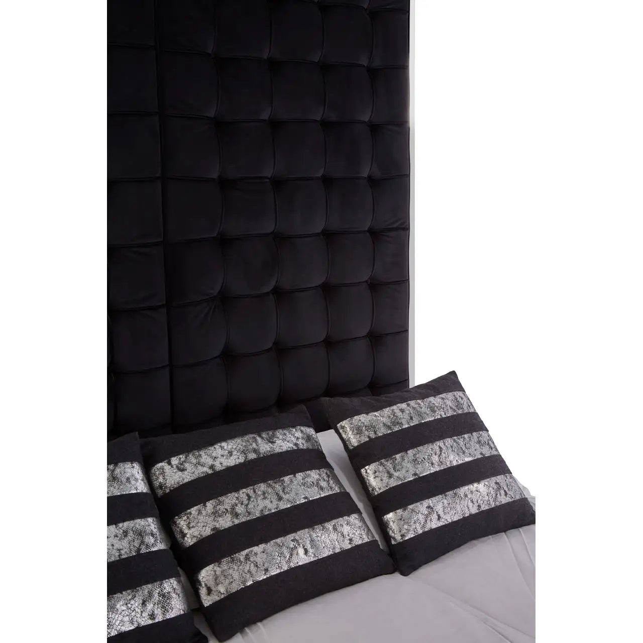 REGINA STUDIO Hollywood Black Velvet KING SIZE Four Poster Statement Bed