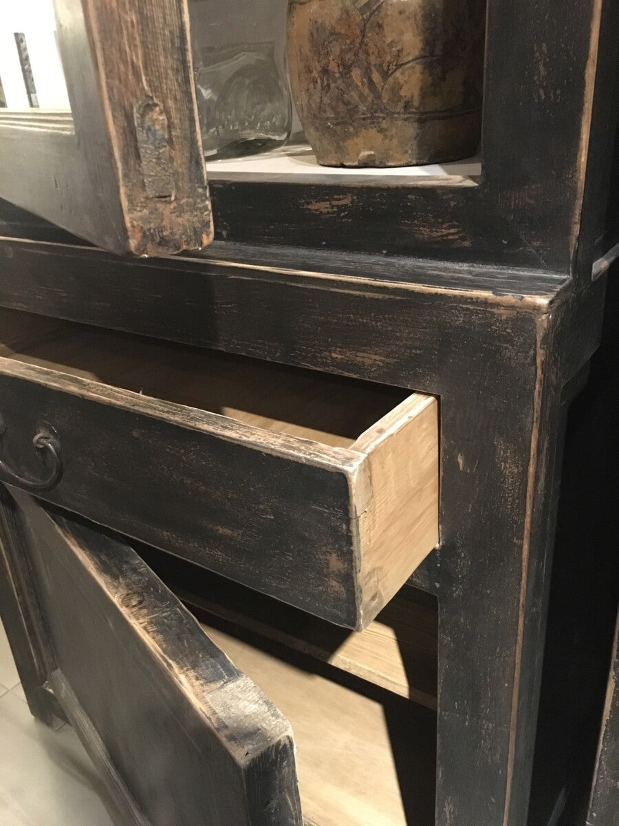 'tLOOIERSHUIS Dominique 220 Classic Black Display Cabinet, 220x240 cm